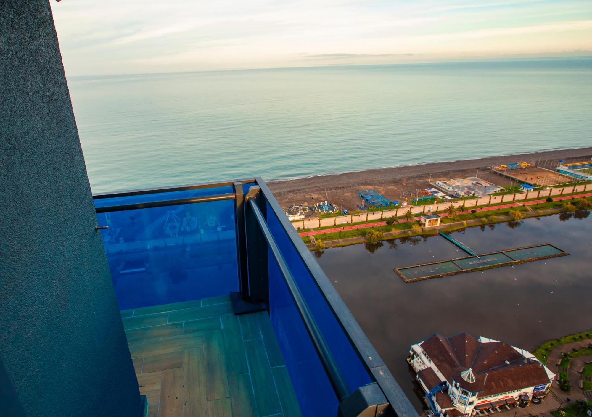 באטומי Panorama Orbi Beach Resort Center Suite מראה חיצוני תמונה