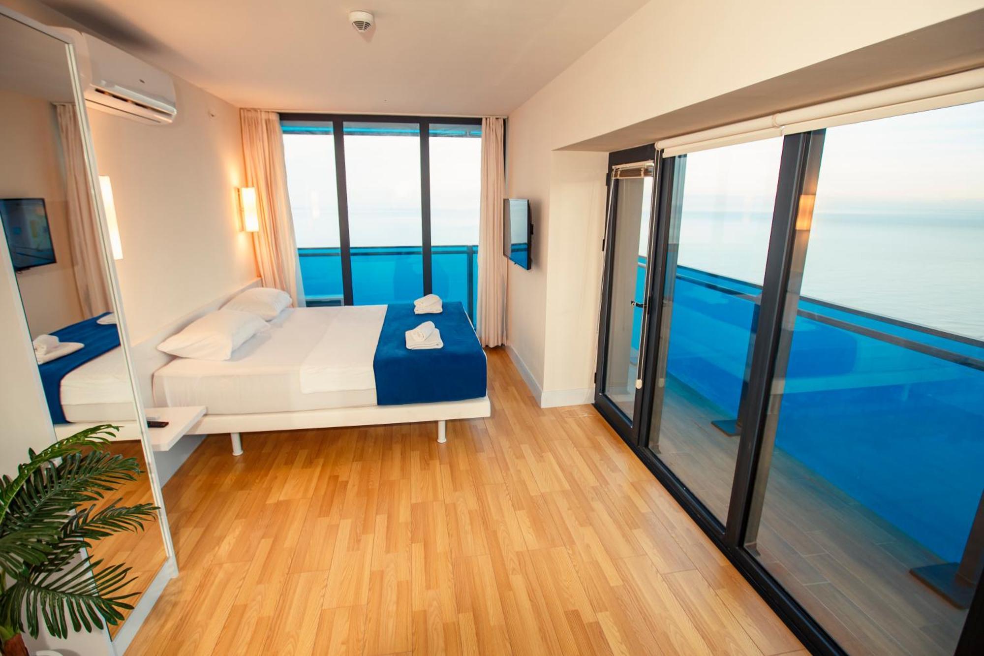 באטומי Panorama Orbi Beach Resort Center Suite מראה חיצוני תמונה