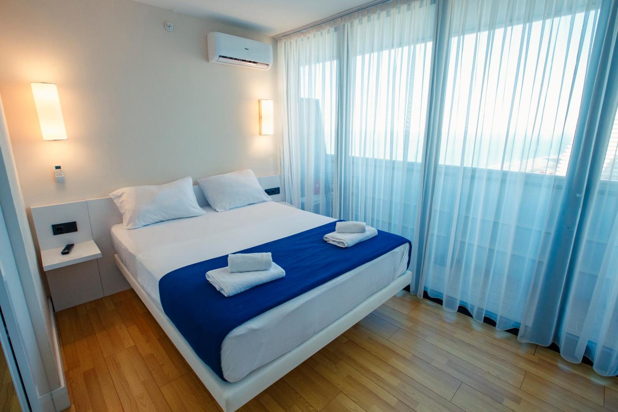 באטומי Panorama Orbi Beach Resort Center Suite מראה חיצוני תמונה
